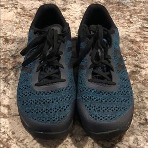 New balance Prevail minimus sneakers